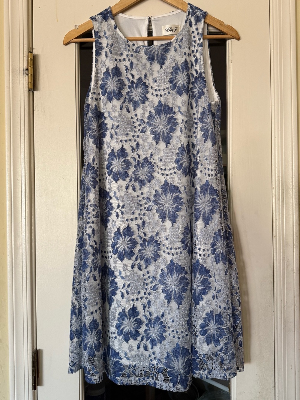 Eliza J Blue White Floral Lace Fit & Flare Sleeveless Dress Women’s Size 6